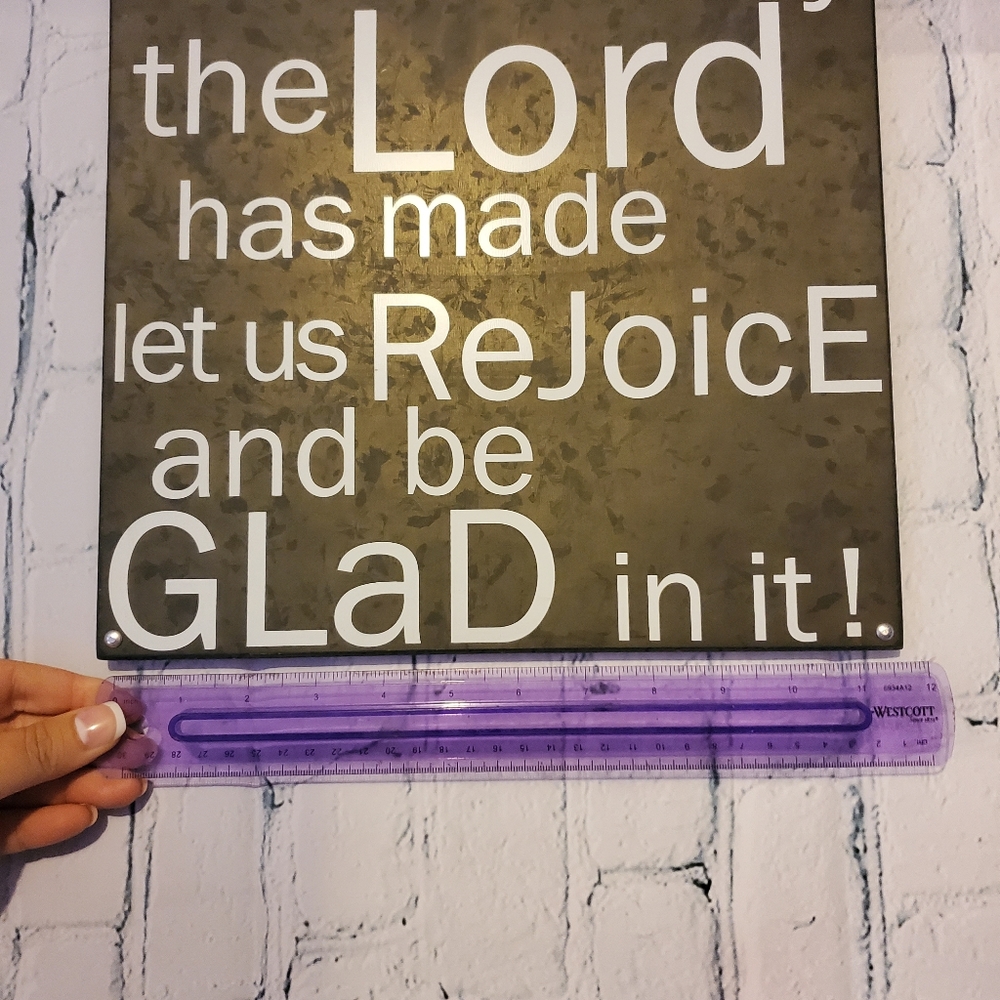 Wall Decor - Picture 2 of 3